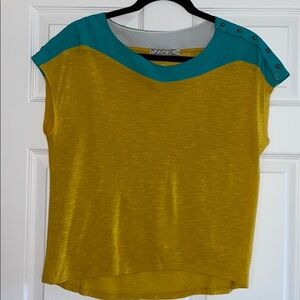 Chloe k short sleeve top